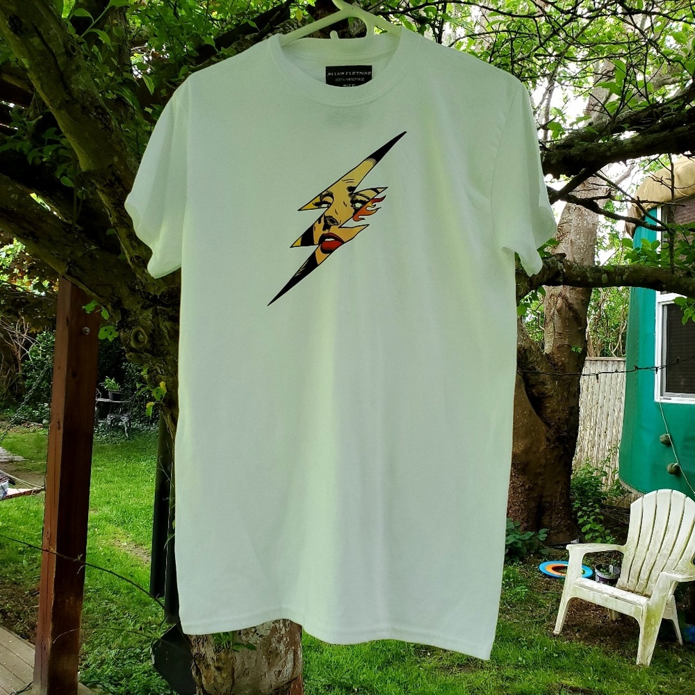 CRYING LIGHTNING TEE